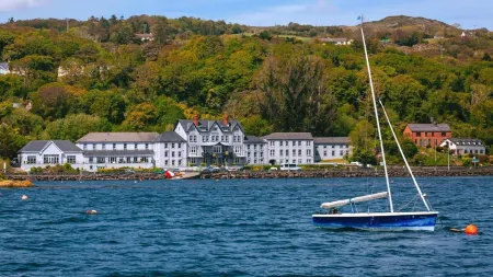 Eccles Hotel and Spa Отели в г. Glengarriff