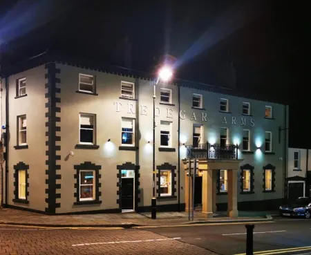 Tredegar Arms Hotel Отели в г. Abertillery