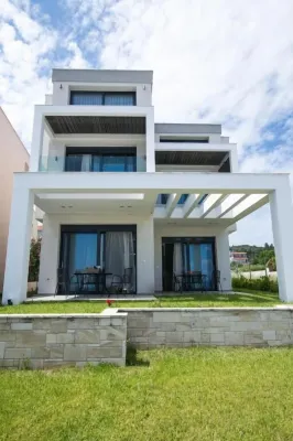Cavo Blue Coastal Living - Ocean View