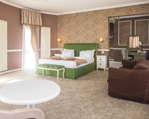 Villa Boutique Lafayette Hotels near Sector 2