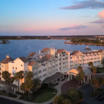 The Waterfront Inn
