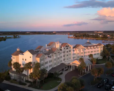 The Waterfront Inn Hotels in The Villages