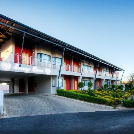Hotel Savoy and Conference Centre
