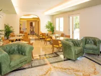 Hotel Centrale Hotels in Garda Town