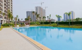 Spacious and Smart Studio Apartment at Sky House BSD