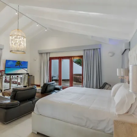 5-Star Villa for Rent in Moroccan-Style