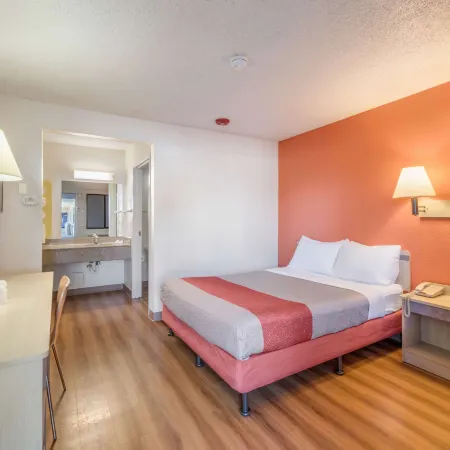 Motel 6 Fairfield, CA - North