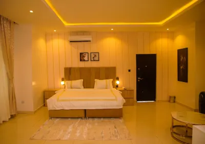 El Castillo Homes Hotels near Atican Beach
