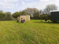 Glamping in Wiltshire in our Luxury Shepherds Hut