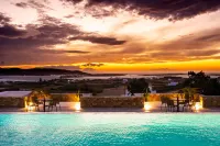 Kouros Blanc Resort & Suites - 5 stelle
