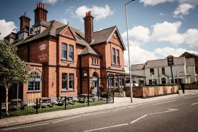 The Queen's Head Hotels in Kingston upon Thames