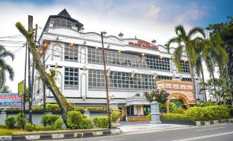 Hotel Grand Bandara