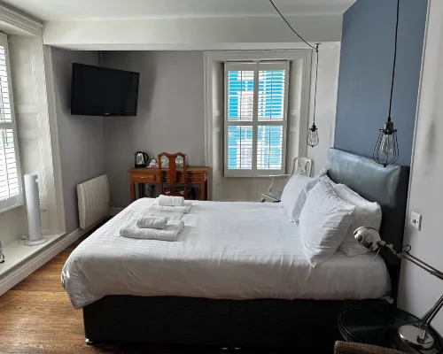 The Castle Hotel Hotels in Aberaeron