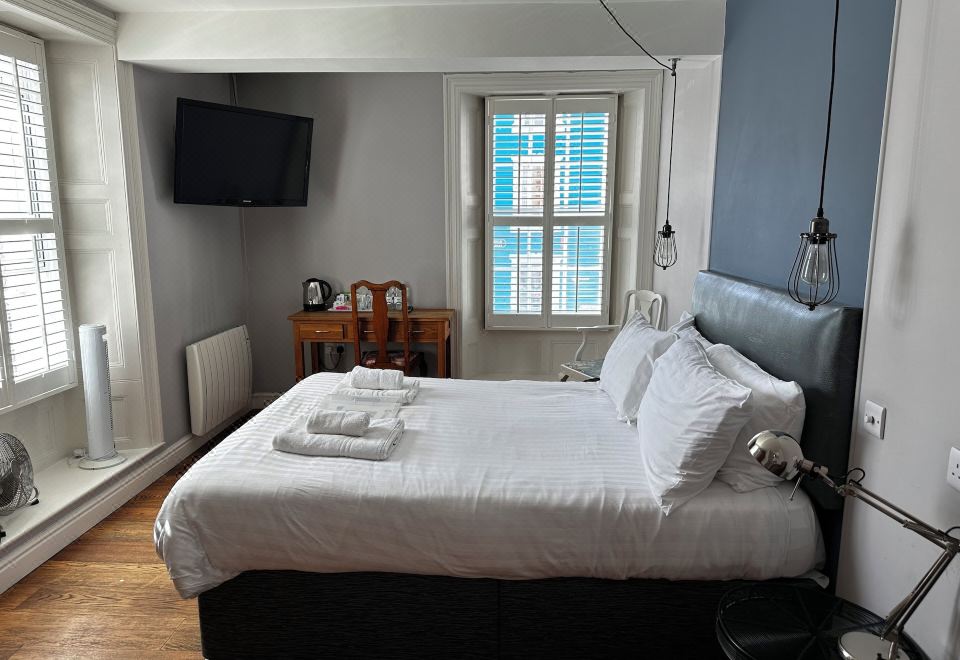 The Pod & Cwtch luxury accommodation - Housity