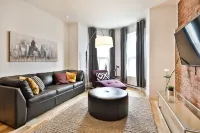 Les Lofts du Plateau Hôtels à proximité de : 35 Port Royal Montréal