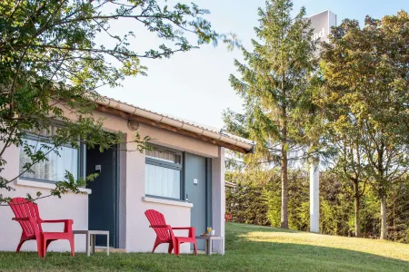 Kyriad Lyon Est - Saint Quentin Fallavier Отели в г. Сен-Кантен-Фаллавье