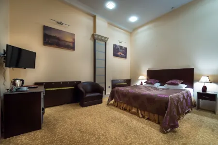 Premier Hotel