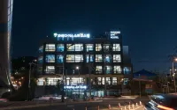 Yeosu Paradise Spa Pension Hotel in zona Dolsandaegyo Bridge