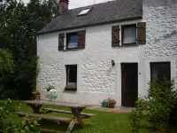 Nice gîte with Private Garden in Brûly-De-Pesche Hotels in 