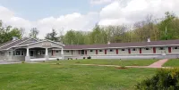 Gorham Motor Inn Отели в г. Горам