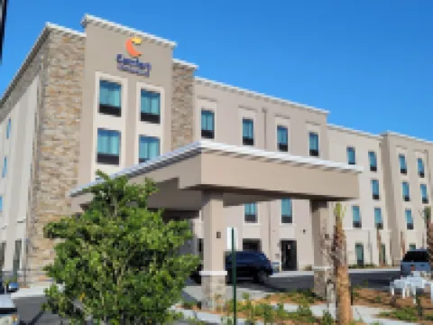Comfort Inn & Suites Jacksonville - Orange Park Near Naval Air Station Hotels in Duval County