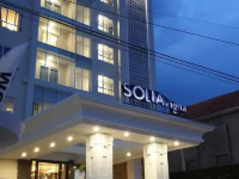 Zigna Kampung Batik Hotels in Surakarta