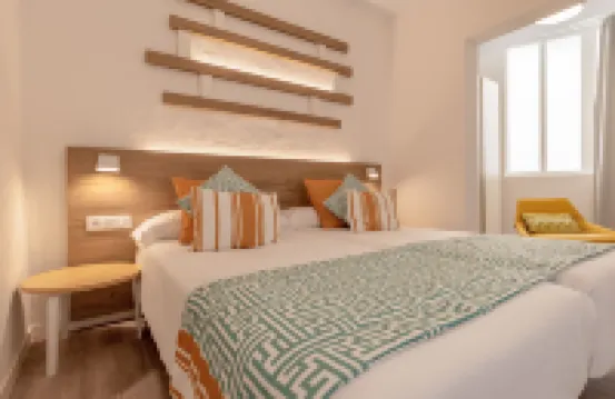 R2 Maryvent Beach Apartments