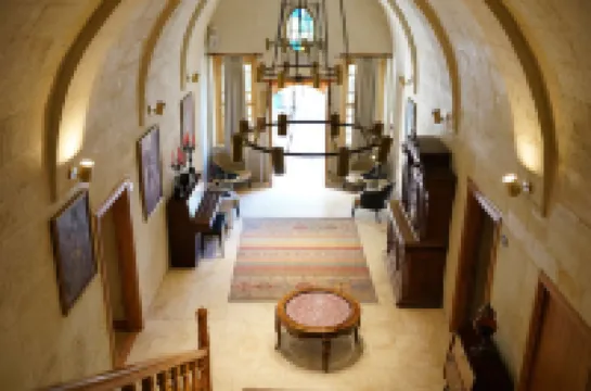 SEDİRLİ Konak Hotel