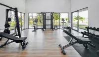 Sol Tropikal Durrës - gimnasio
