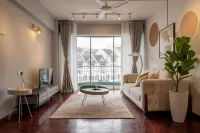 Star Regency by Plush