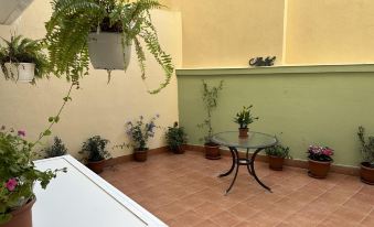 Ewa Apt - 3-Bed Near Sliema - St Julians Seafront