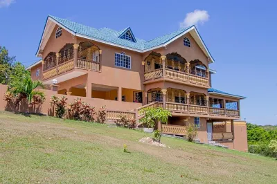 Blue Berry Hills Villa
