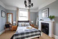 The Caledon Guest House Hotel a Newport