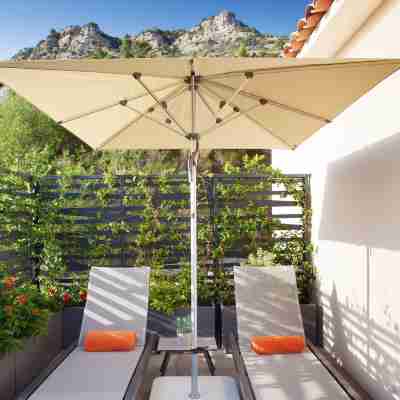 Hôtel Sainte Victoire Vauvenargues Hotel Exterior
