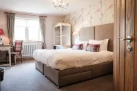 Cromwell Arms Country Pub with Rooms - Wifi