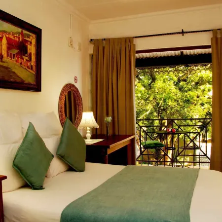 J'Cups Guest House