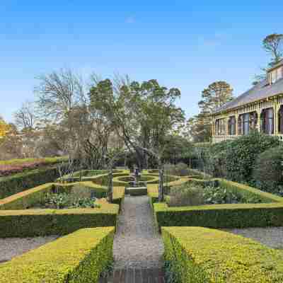 Lilianfels Blue Mountains Resort & Spa Hotel Exterior