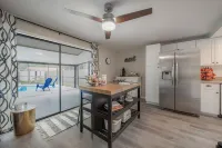 Tampa Zen Escape Heated Pool + Family Oasis with Rhinoceros Views!
