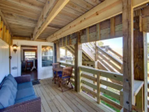 Historic suite with a private hot tub! Hotels in Kinnakeet