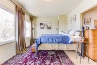 Spacious Open-Plan Living Space and Large Outside Deck - Elegant Retreat