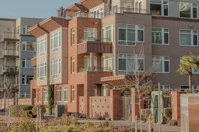 Best Waterfront Views Location Walk to Pike Market Hotels in Pike Market District