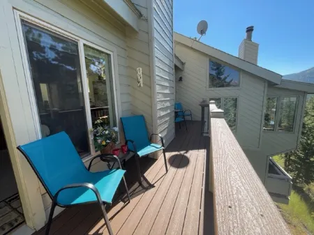 Breathtaking Mountain Views and Cozy Interiors - Spectacular Retreat Отели рядом с достопримечательностью «Гоблинс Форест»