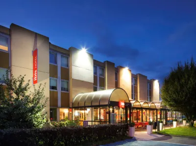 Ibis Marne-la-Vallée Émerainville Hotels in Lésigny