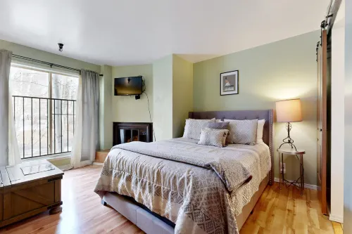 Cozy Mountain Studio W/ Shared Pool, Walk to Lifts, & Ideal Location Near Town Hotel di Sun Valley