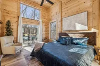 Hot Tub, Cozy Fire Pit and Game Room - Luxurious Cabin Retreat Hotels in Sevier County