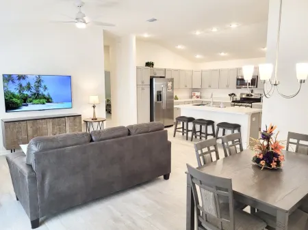 Tranquil Haven - Private Pool, Spa-Inspired Retreat