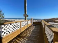 2BR Mariners Cove | Pool|Steps to Beach|Low Floor! Hotels in Horry County