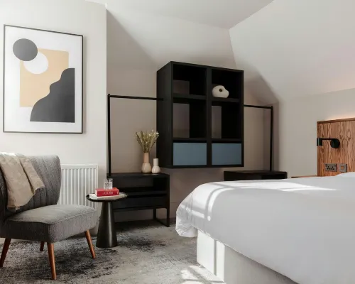 The Leeson Inn Hotels near Gallery 29