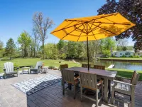 Delightful Loon Lake Retreat Hotels in Branch County
