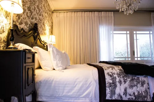 La Riviera Guesthouse